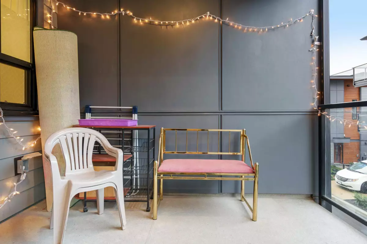 Outdoor Deck Photo of 128 30530 Cardinal Avenue, Abbotsford, BC