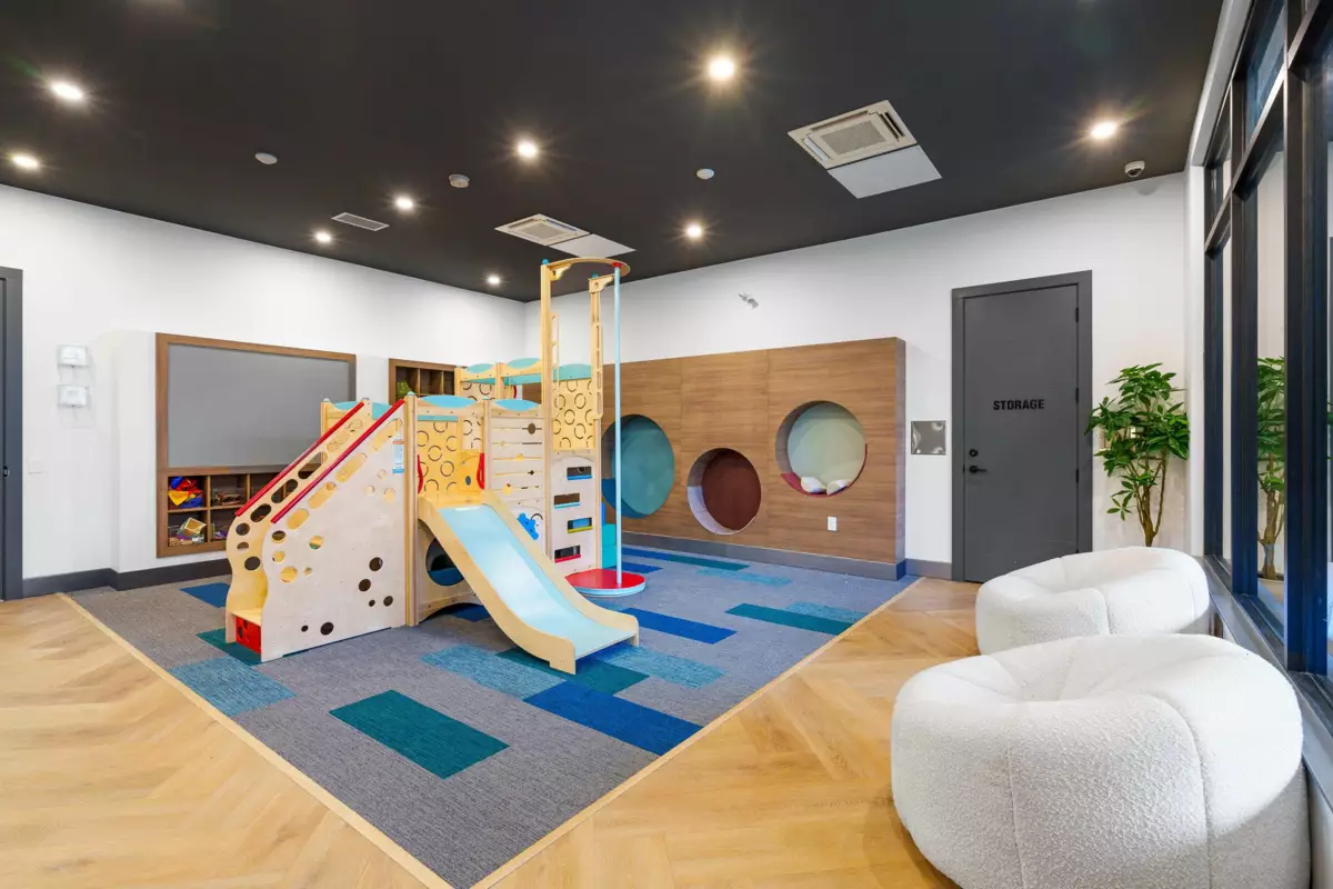 Outdoor Kitchen Photo of 128 30530 Cardinal Avenue, Abbotsford, BC