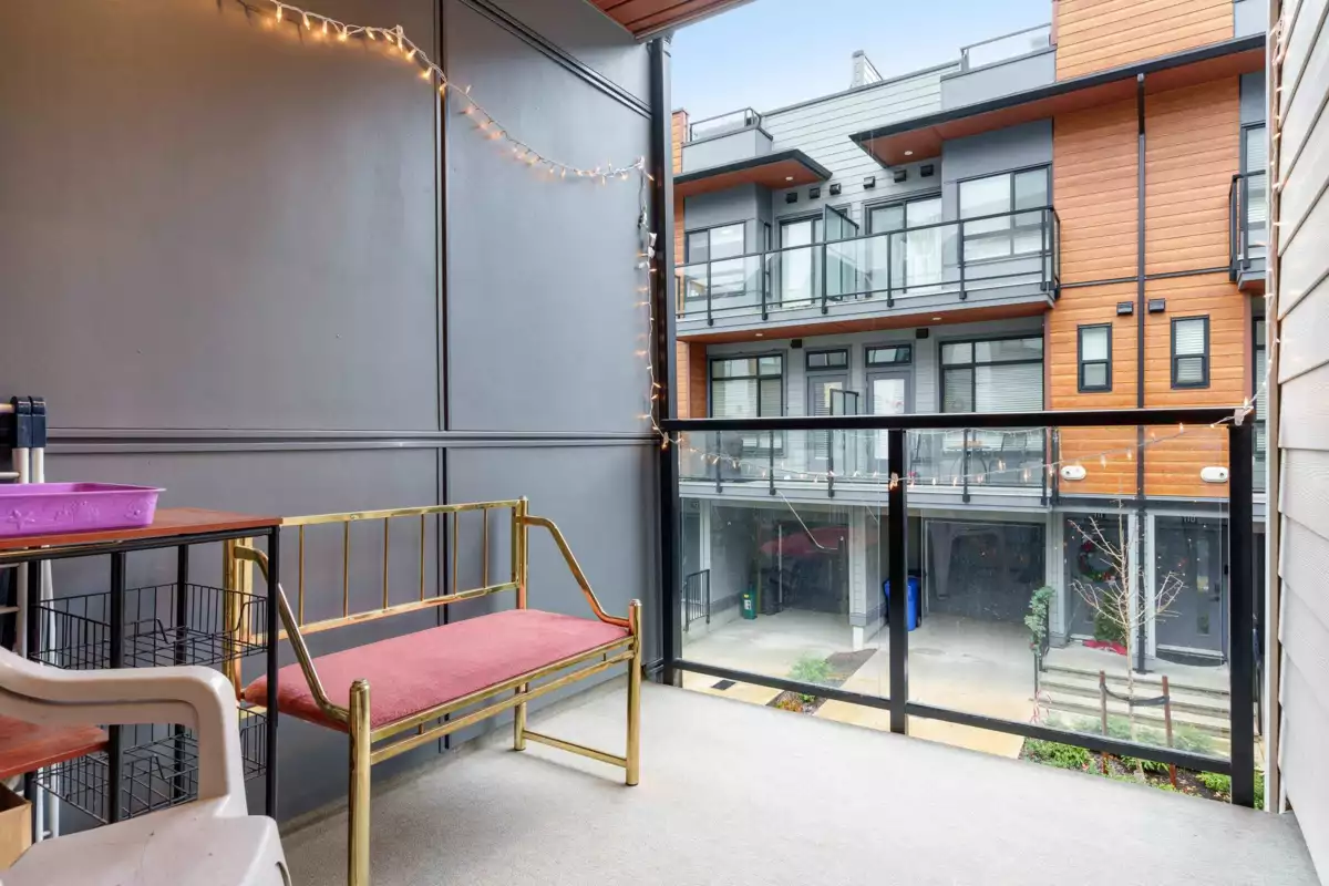 Outdoor Patio Photo of 128 30530 Cardinal Avenue, Abbotsford, BC