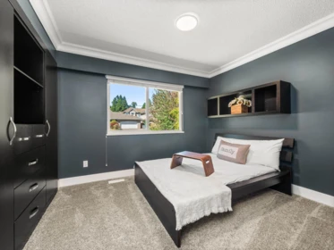 Guest Bathroom Photo of 13146 14 Avenue, Surrey, BC