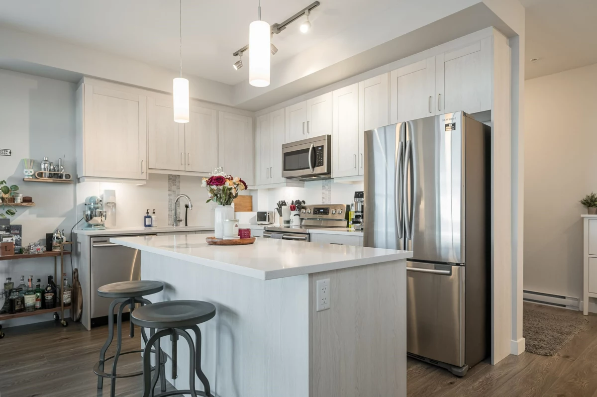 Family Room Photo of 409 20826 72 Avenue, Langley, BC