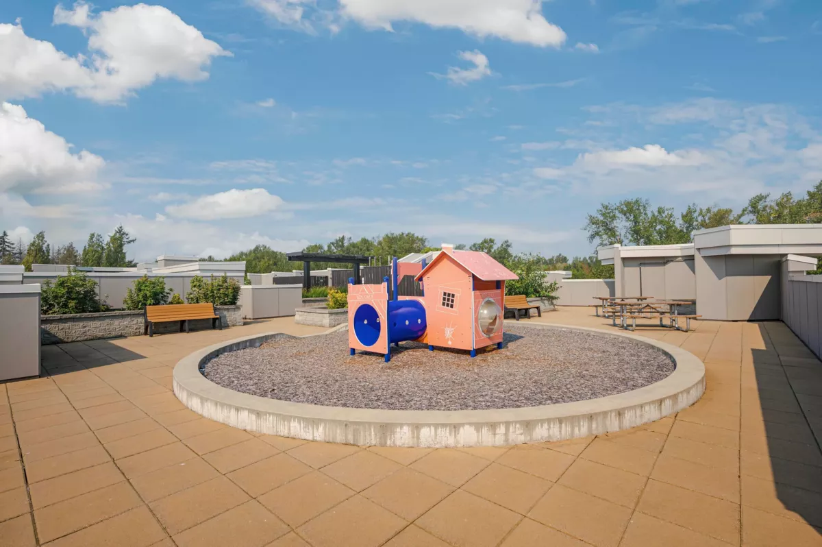 Front Yard Photo of 409 20826 72 Avenue, Langley, BC