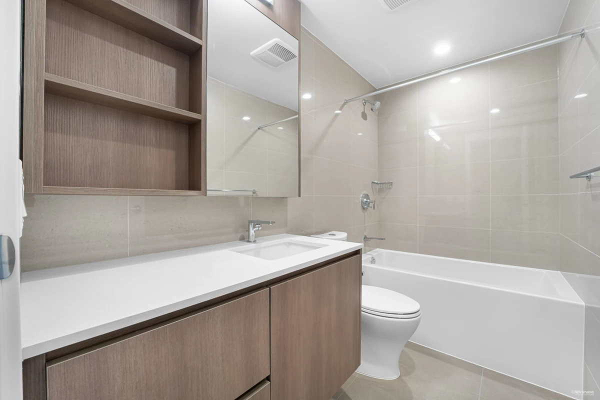 Basement Recreation Room Photo of 205 618 Carnarvon Street, New Westminster, BC