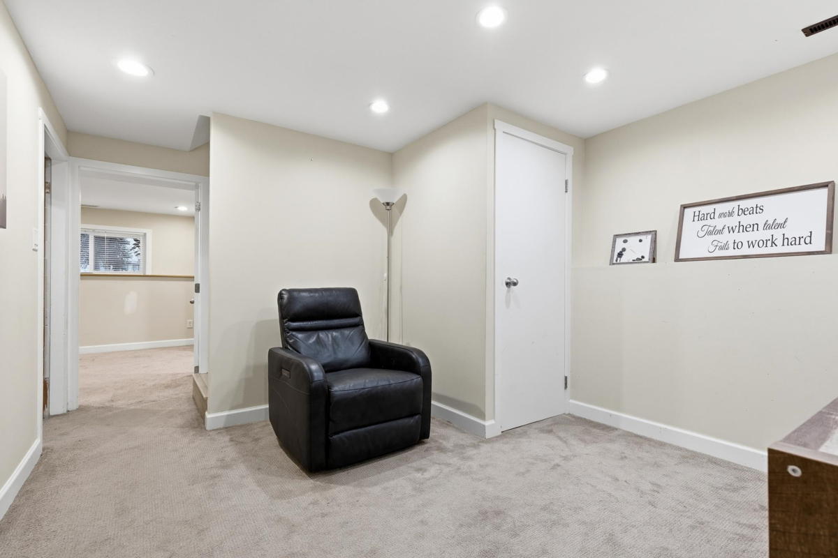 Hot Tub / Spa Photo of 6052 Glengarry Drive, Chilliwack, BC