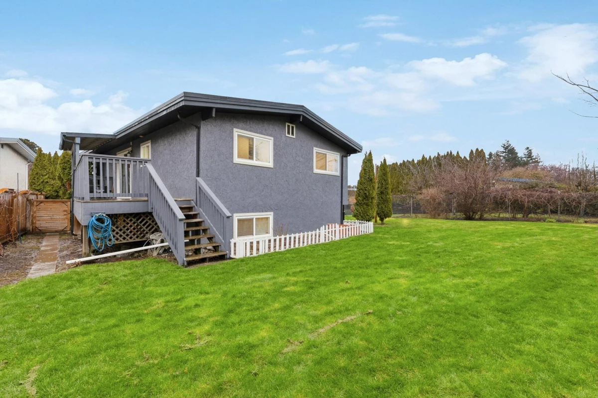 Neighborhood Park Photo Near 6052 Glengarry Drive, Chilliwack, BC