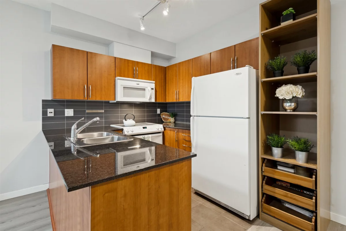 Dining Area Photo of 201 1661 Fraser Avenue, Port Coquitlam, BC