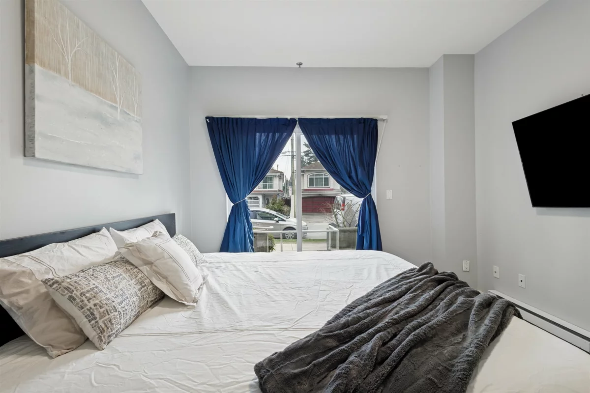 Office / Den Photo of 201 1661 Fraser Avenue, Port Coquitlam, BC