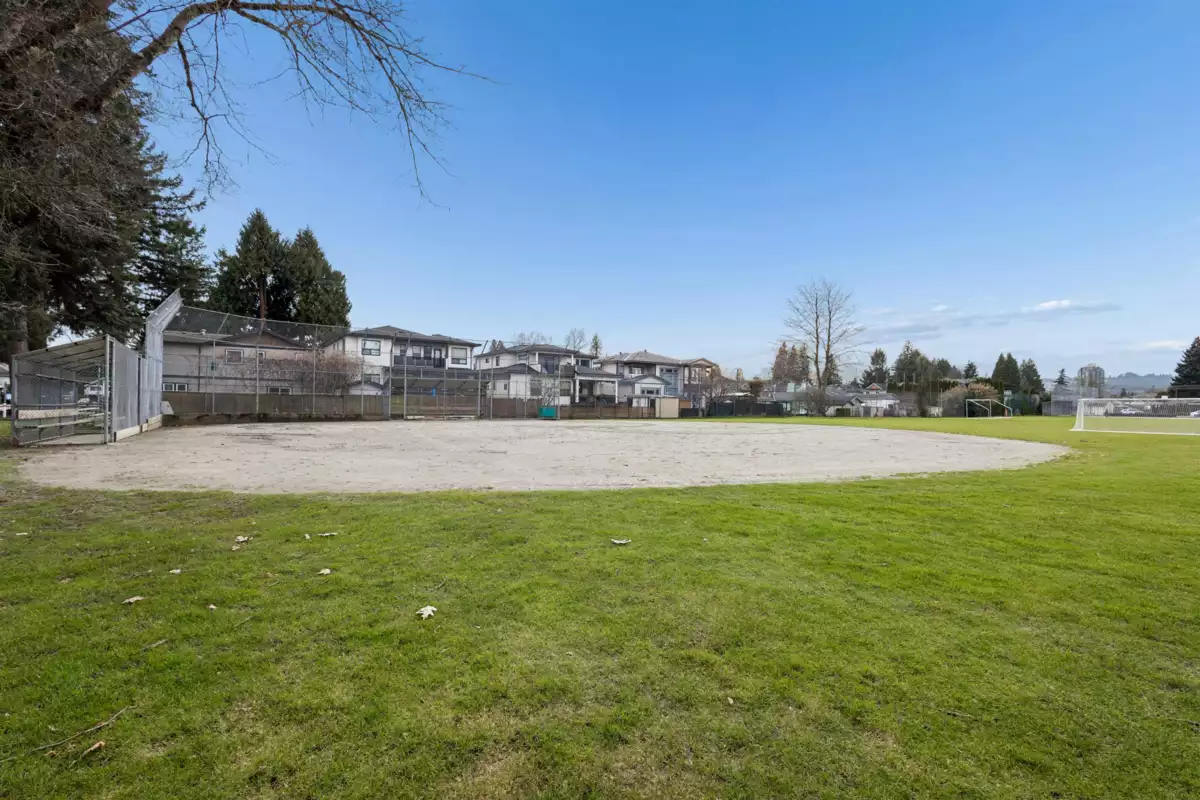 Outdoor Patio Photo of 201 1661 Fraser Avenue, Port Coquitlam, BC