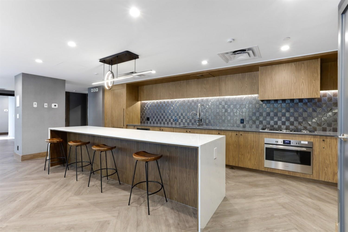 Front Yard Photo of 603 305 Morrissey Road, Port Moody, BC