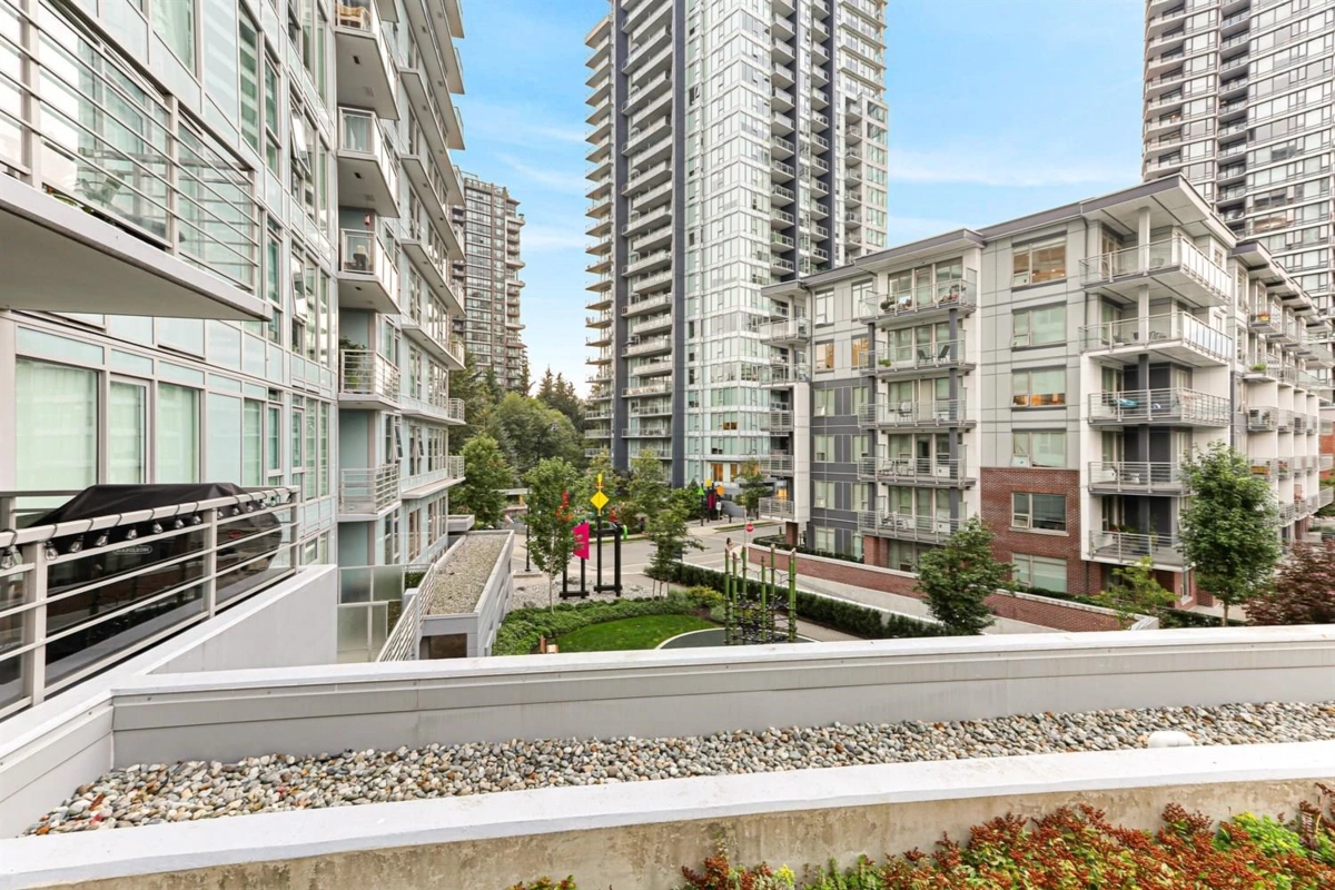 Mudroom Photo of 603 305 Morrissey Road, Port Moody, BC