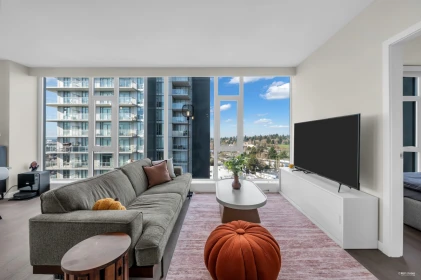1906 7433 Cambie Street, Vancouver, BC