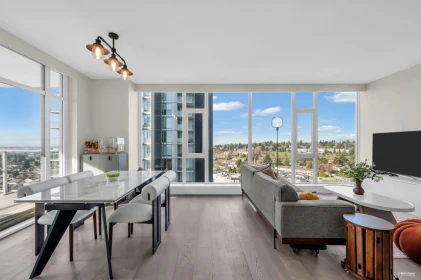 1906 7433 Cambie Street, Vancouver, BC
