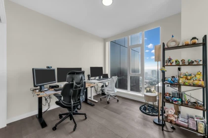 Mudroom Photo of 1906 7433 Cambie Street, Vancouver, BC