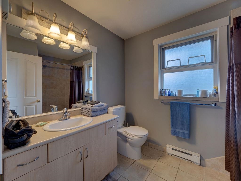 Guest Bathroom Photo of 5641 Nickerson Road, Sechelt, BC