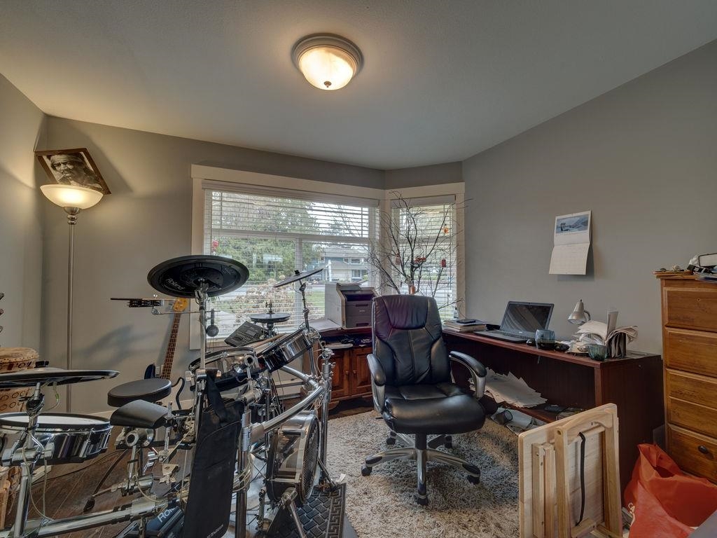 Kitchen Photo of 5641 Nickerson Road, Sechelt, BC