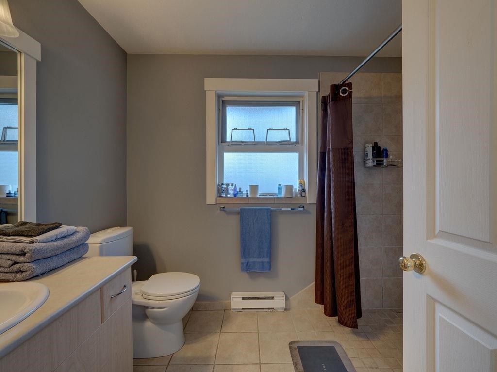Powder Room Photo of 5641 Nickerson Road, Sechelt, BC