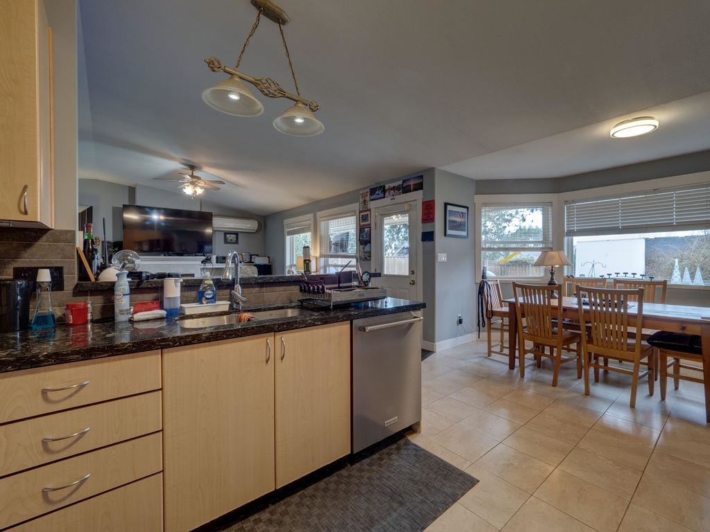 Primary Bathroom Photo of 5641 Nickerson Road, Sechelt, BC