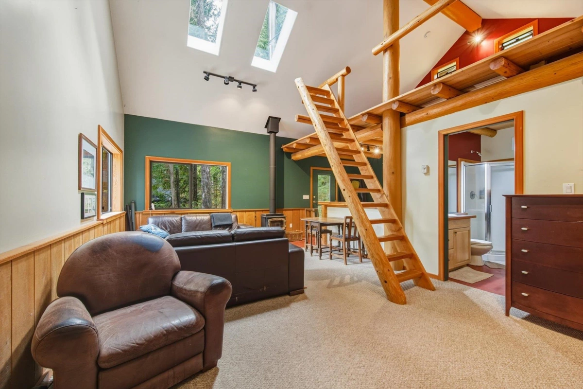 Backyard Photo of 2 Walkerville Road, Pemberton, BC