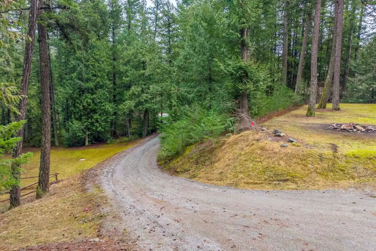 Community Amenities Photo (Clubhouse) of 2 Walkerville Road, Pemberton, BC