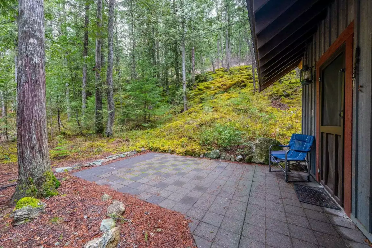 Outdoor Patio Photo of 2 Walkerville Road, Pemberton, BC
