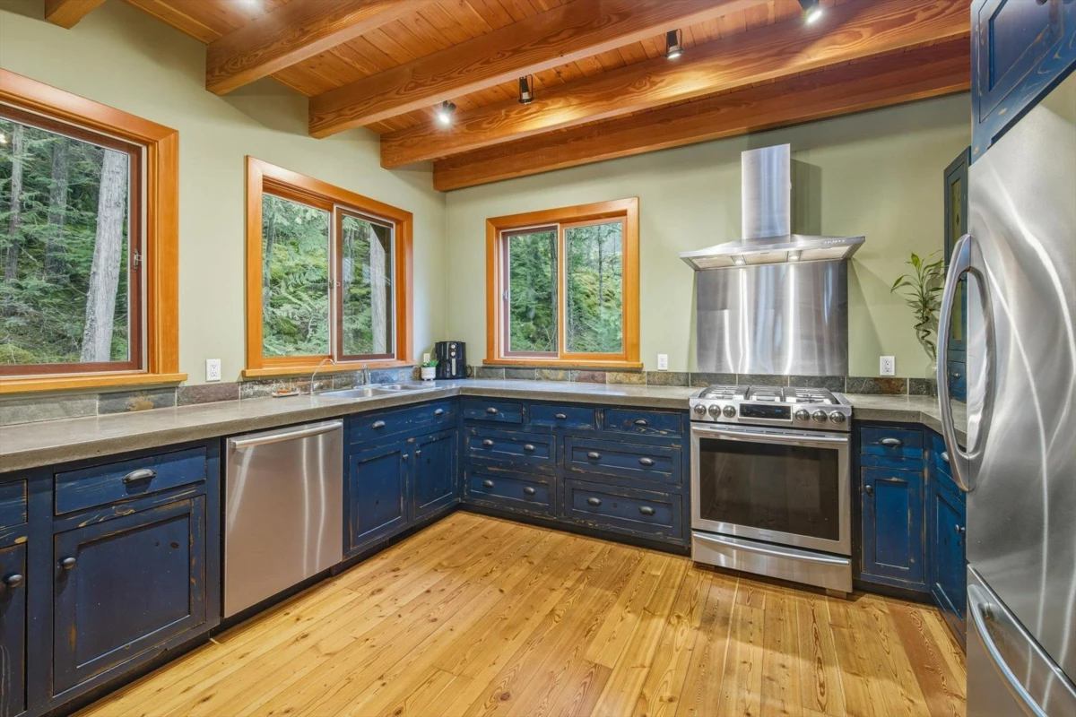 Primary Bathroom Photo of 2 Walkerville Road, Pemberton, BC
