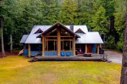 Front exterior of 2 Walkerville Road, Pemberton, BC