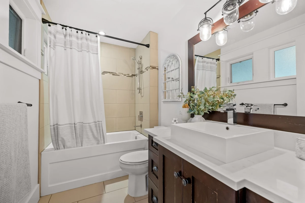 Bedroom 4 Photo of 20492 43 Avenue, Langley, BC