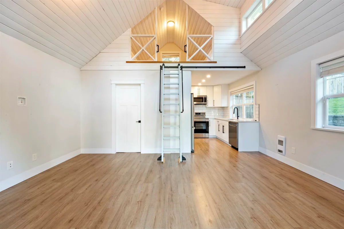 Garden / Landscaping Photo of 20492 43 Avenue, Langley, BC