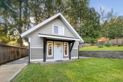Front Yard Photo of 20492 43 Avenue, Langley, BC