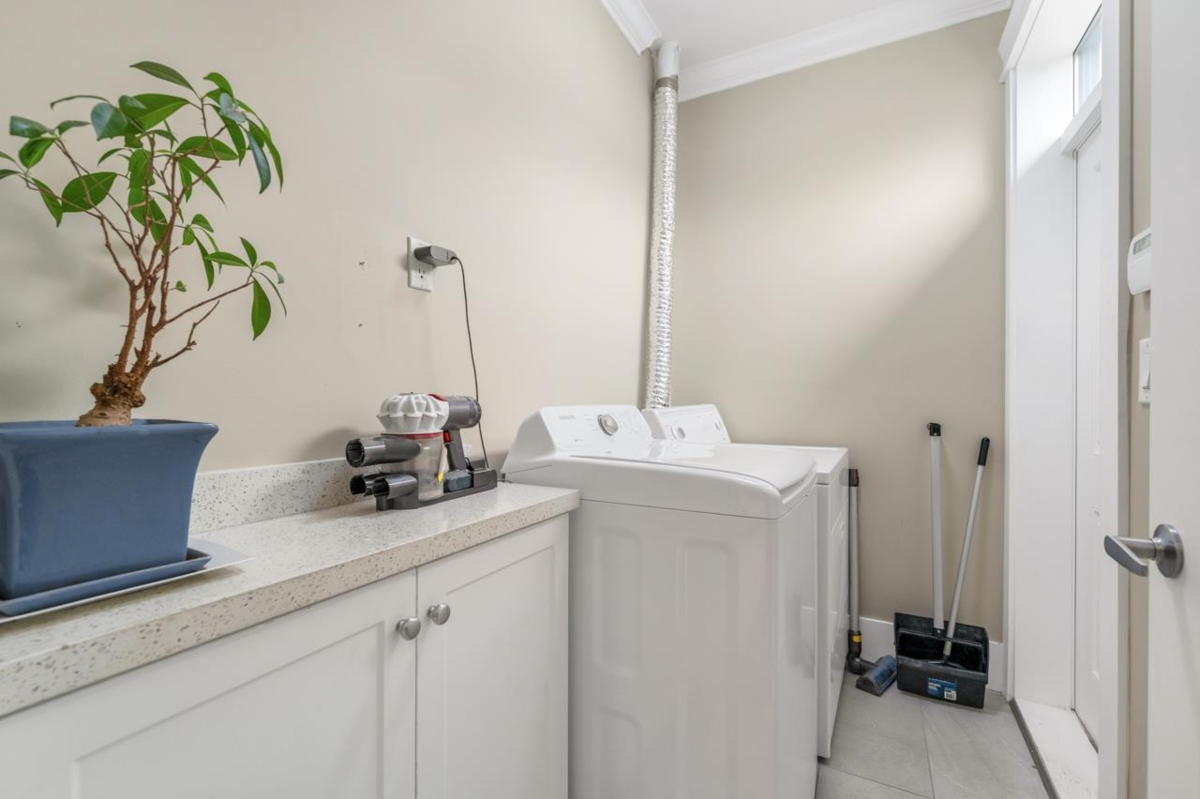 Bedroom 4 Photo of 5828 Quebec Street, Vancouver, BC