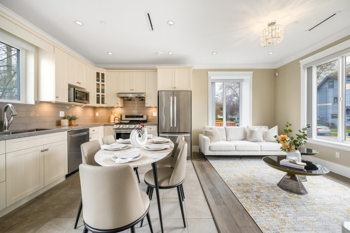 Breakfast Nook Photo of 5828 Quebec Street, Vancouver, BC