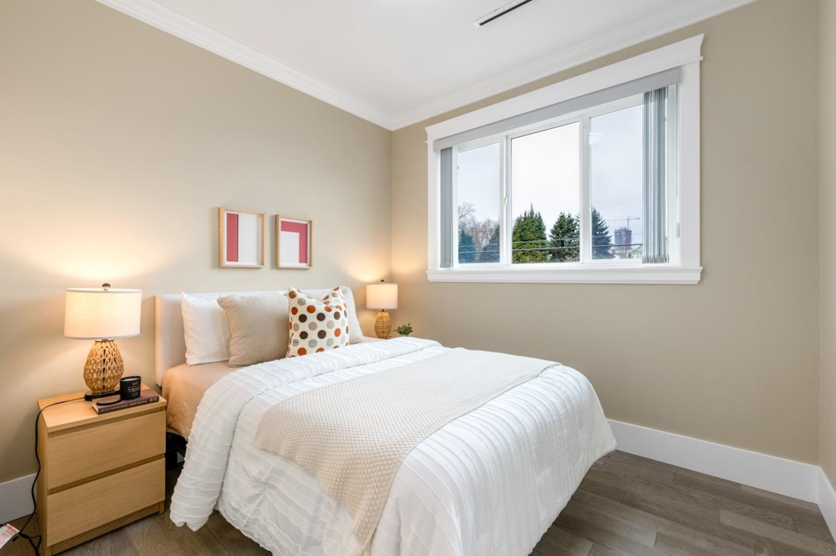 Laundry Room Photo of 5828 Quebec Street, Vancouver, BC