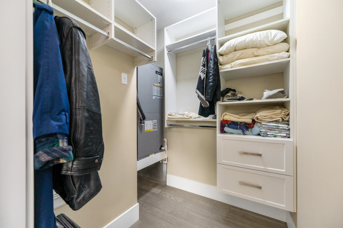 Loft / Bonus Room Photo of 5828 Quebec Street, Vancouver, BC