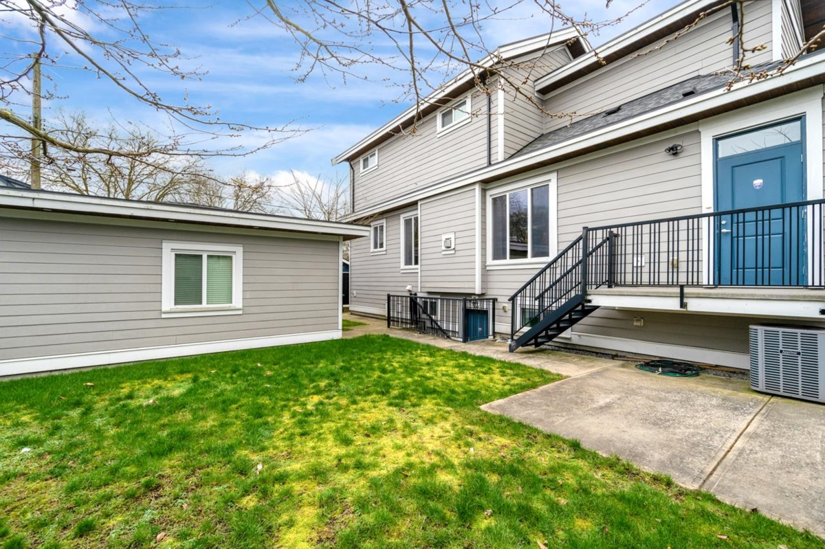 Outdoor Kitchen Photo of 5828 Quebec Street, Vancouver, BC