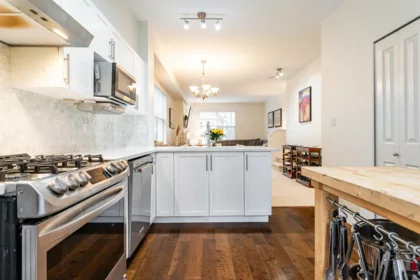 Kitchen Island Photo of 80 15152 62a Avenue, Surrey, BC