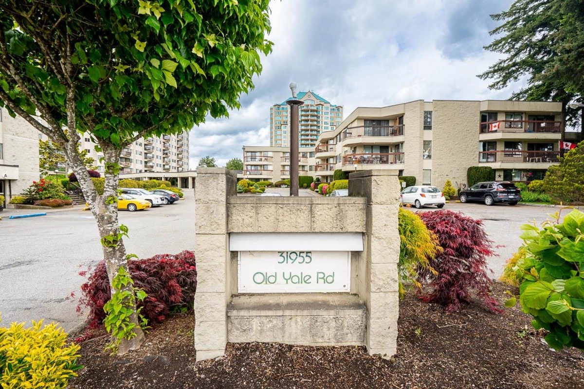Front Yard Photo of 134 31955 Old Yale Road, Abbotsford, BC