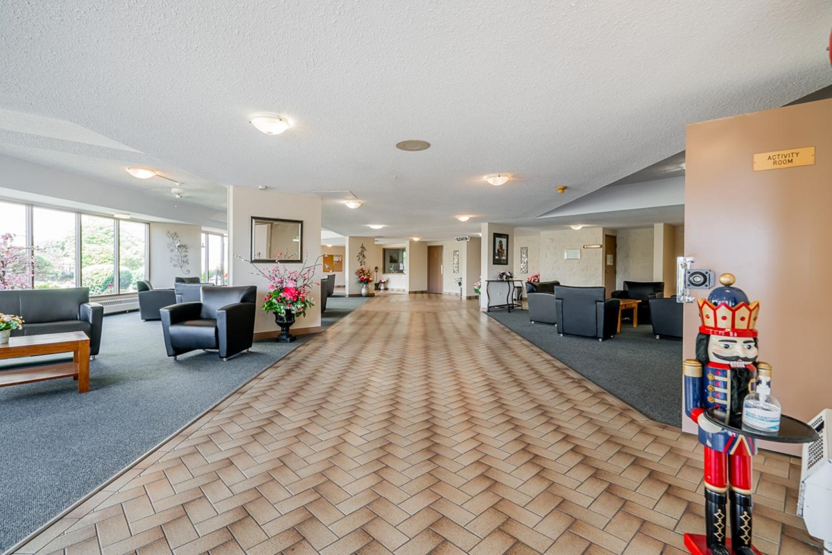 Swimming Pool Photo of 134 31955 Old Yale Road, Abbotsford, BC