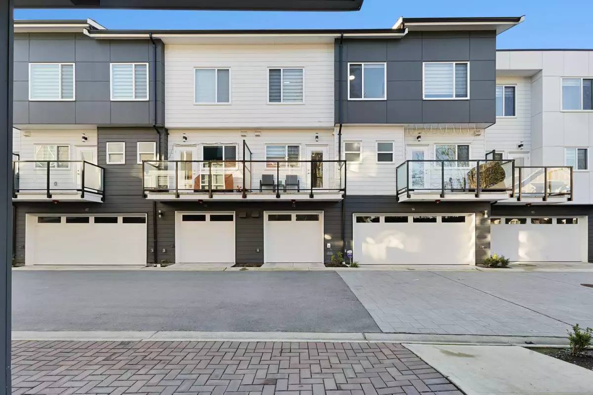 Staircase Photo of 15 9652 162a Street, Surrey, BC