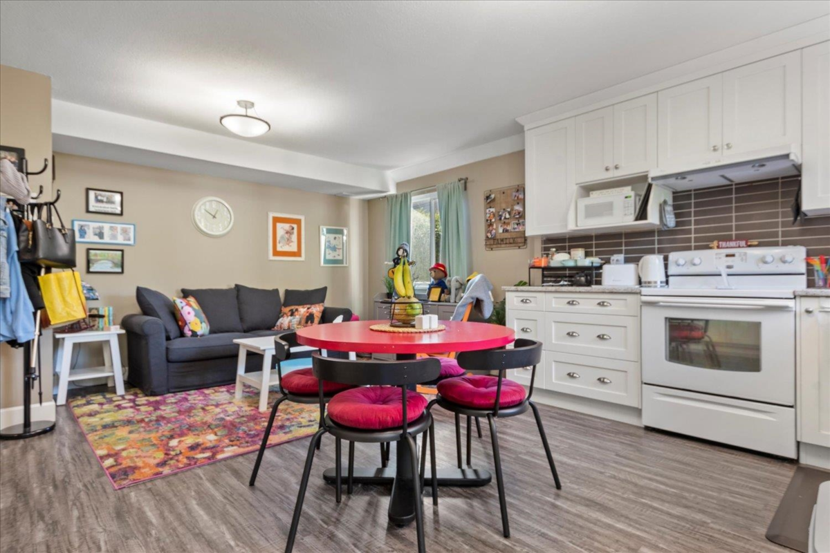 Aerial View of 32747 Mcrae Avenue, Mission, BC