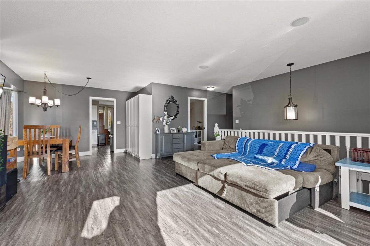 Primary Bathroom Photo of 32747 Mcrae Avenue, Mission, BC