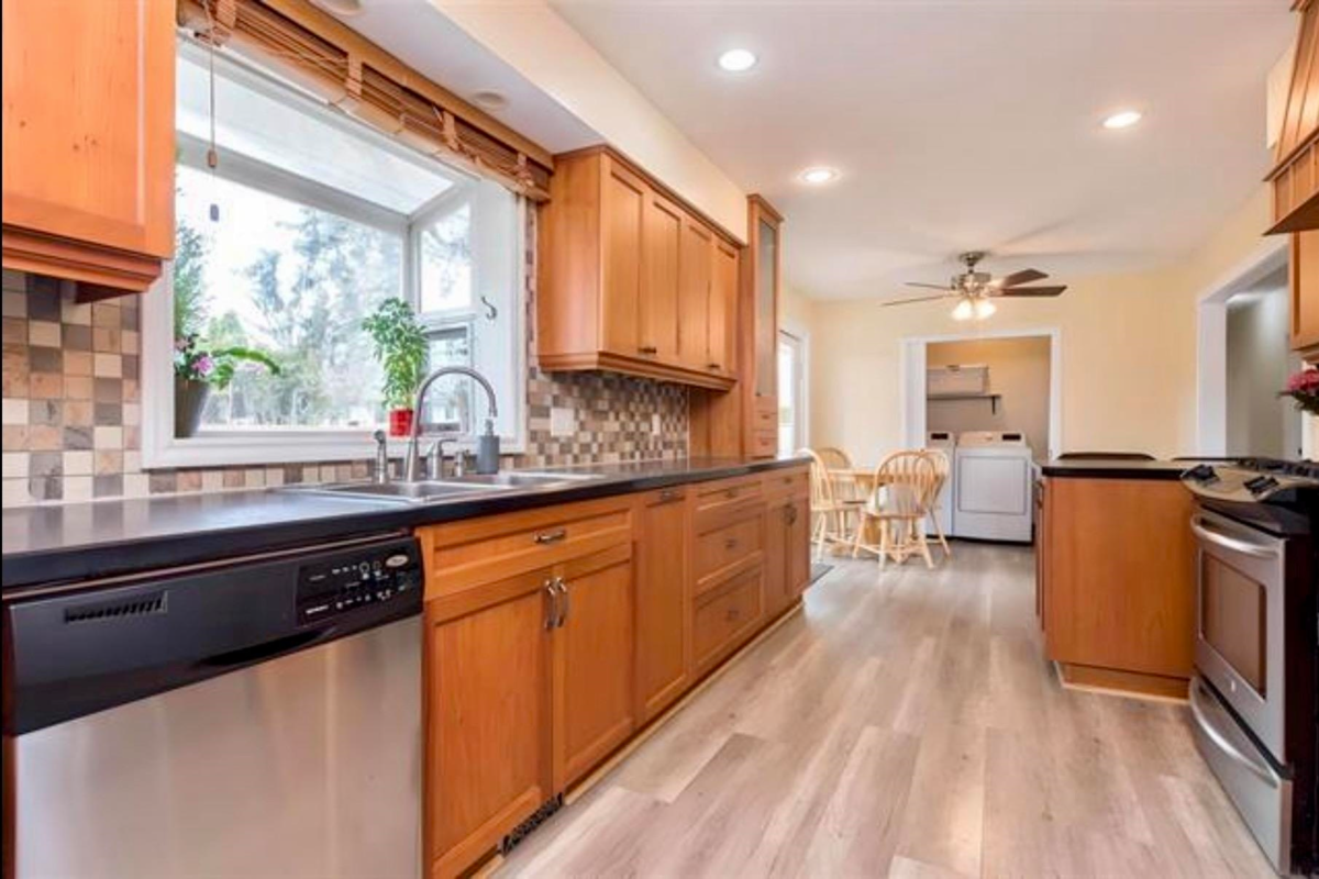 Dining Area Photo of 7413 Leary Crescent, Chilliwack, BC
