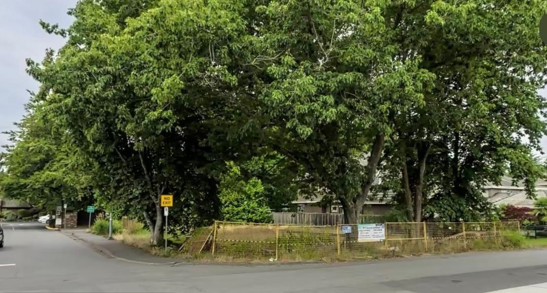 Living Room Photo of 6831 Lucas Road, Richmond, BC