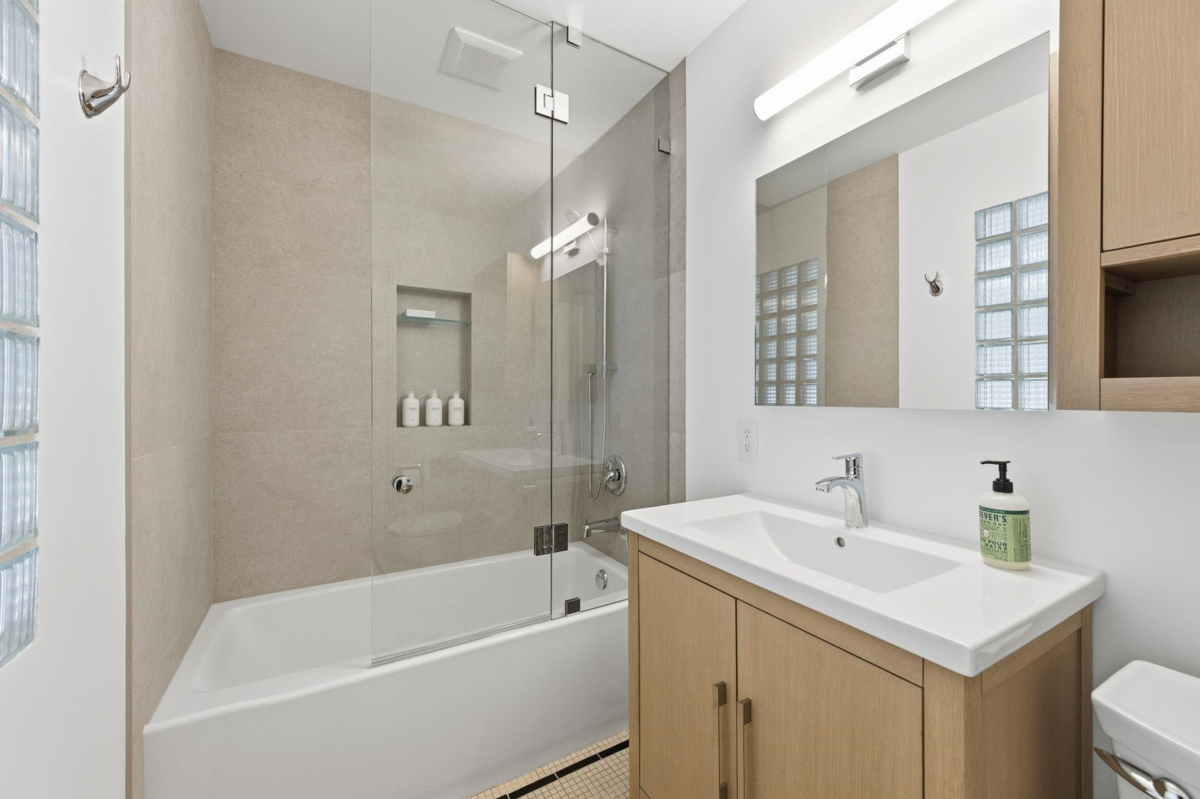 Bedroom 2 Photo of PH 1480 Arbutus Street, Vancouver, BC