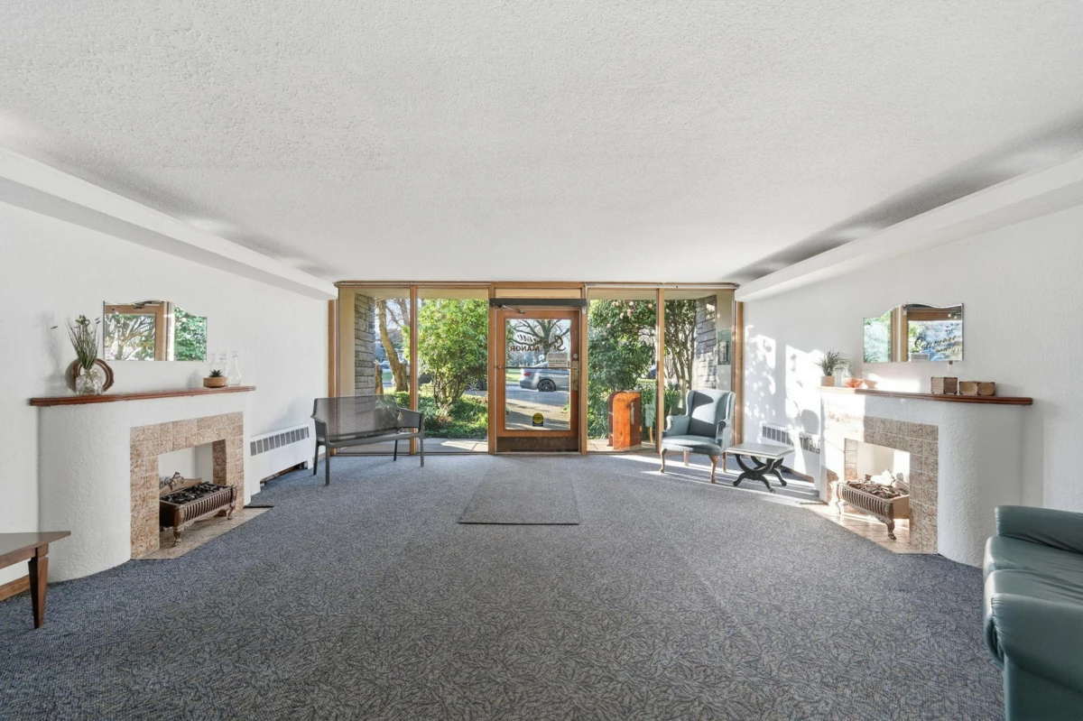 Garage Interior Photo of PH 1480 Arbutus Street, Vancouver, BC