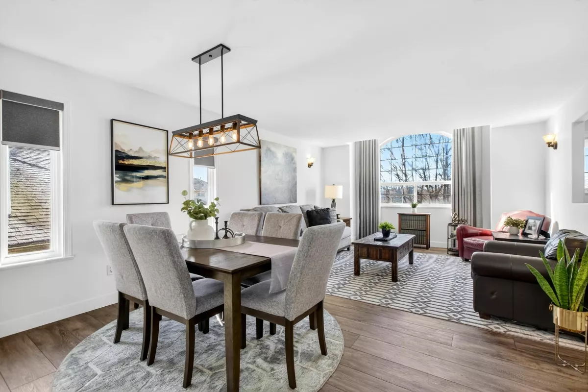 Family Room Photo of 23706 Tamarack Lane, Maple Ridge, BC