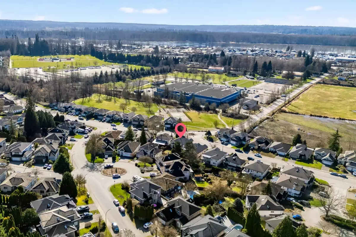 Fitness Center Photo Near 23706 Tamarack Lane, Maple Ridge, BC