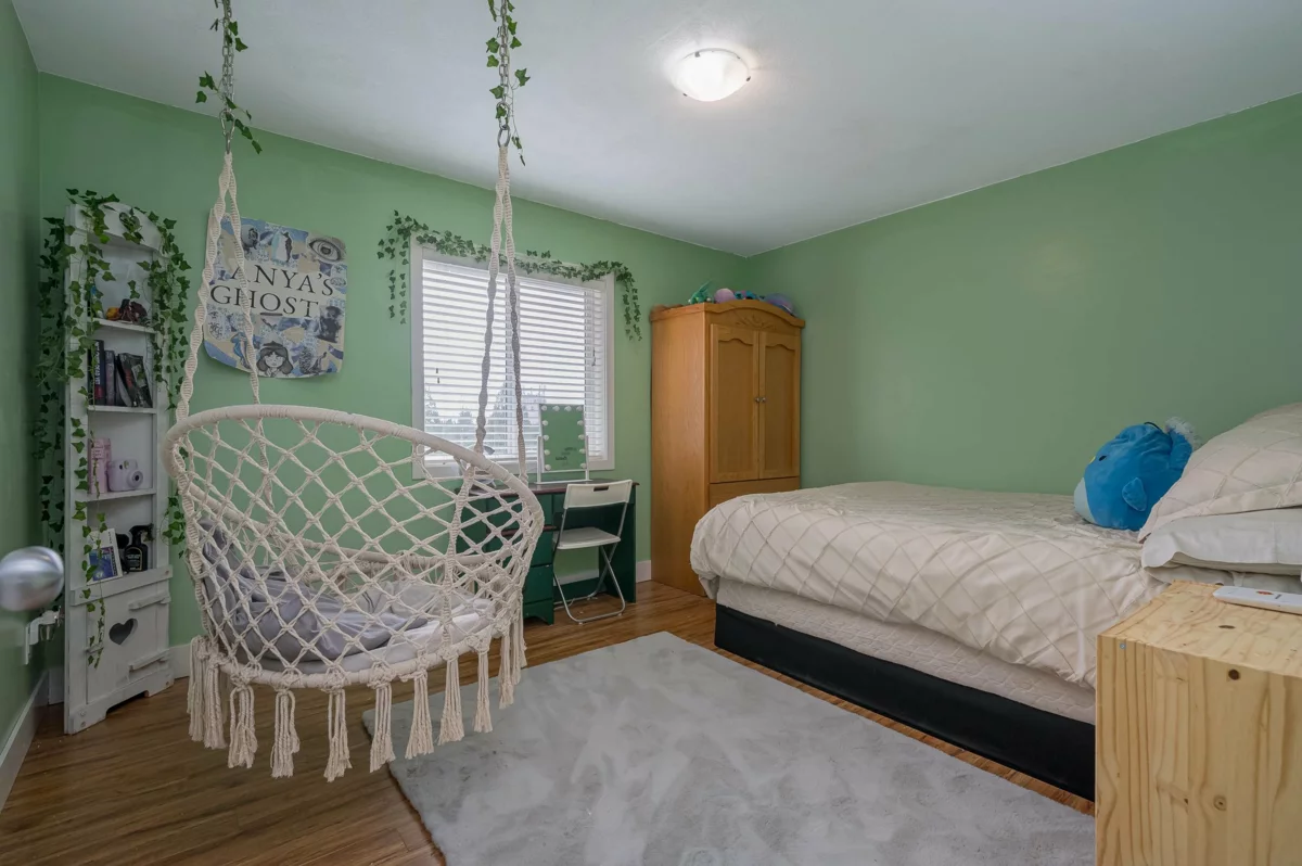 Backyard Photo of 9 34130 Old Yale Road, Abbotsford, BC