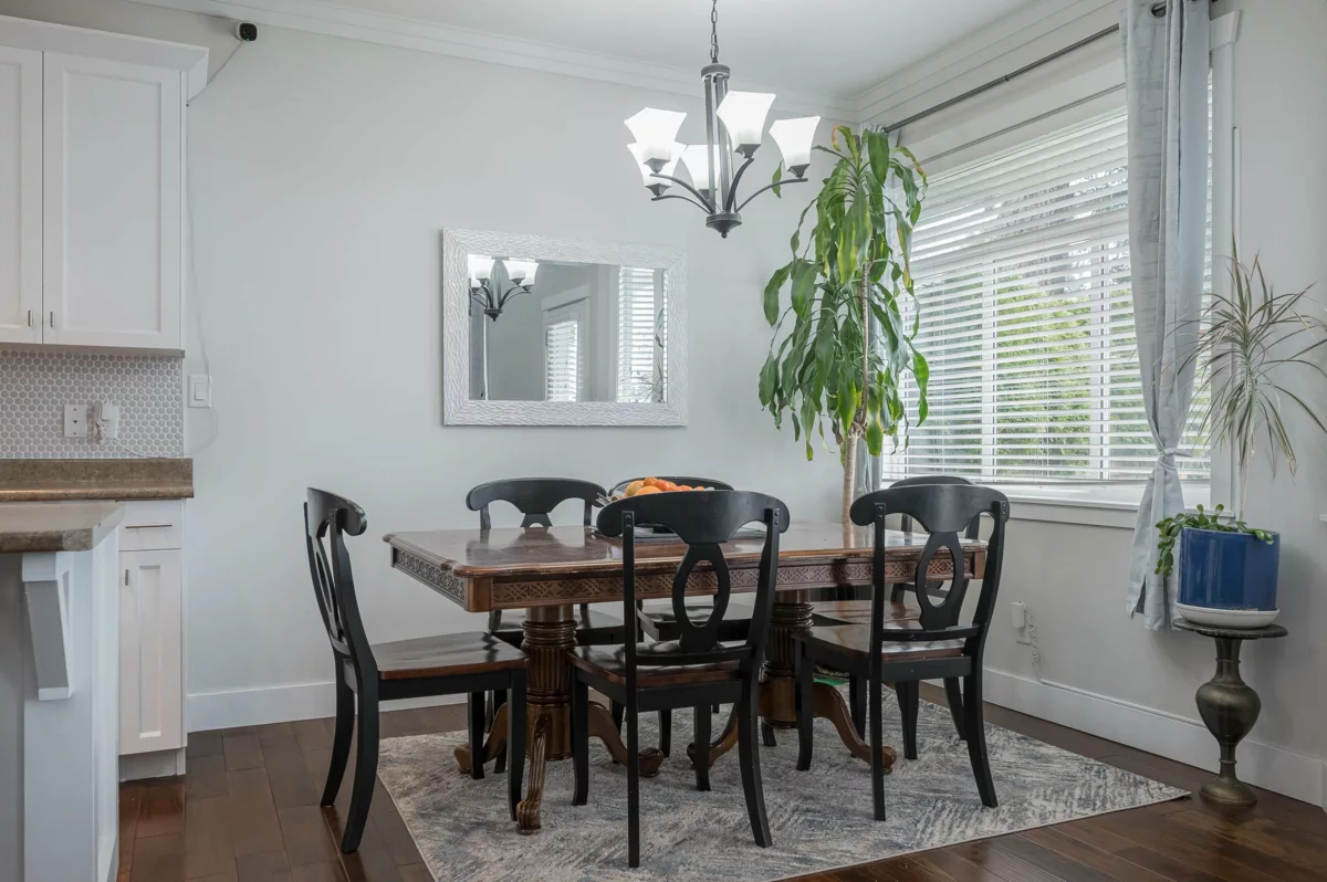 Guest Bathroom Photo of 9 34130 Old Yale Road, Abbotsford, BC
