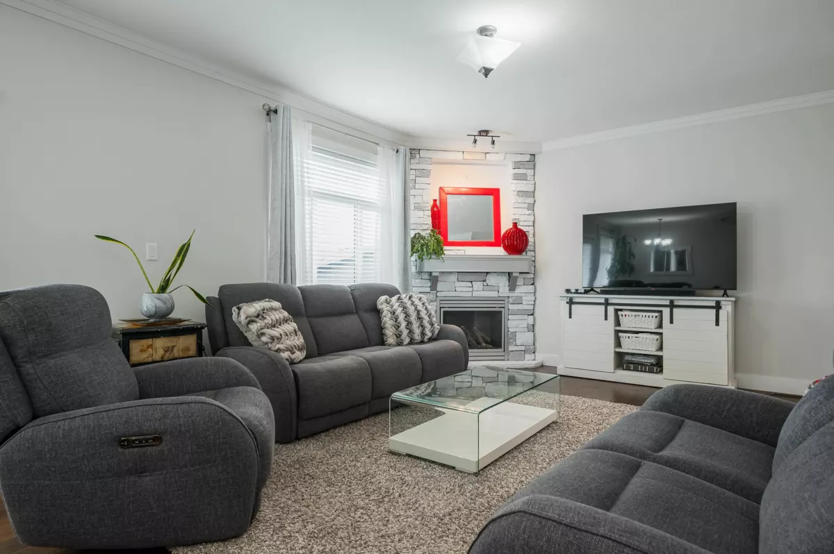 Pantry Photo of 9 34130 Old Yale Road, Abbotsford, BC