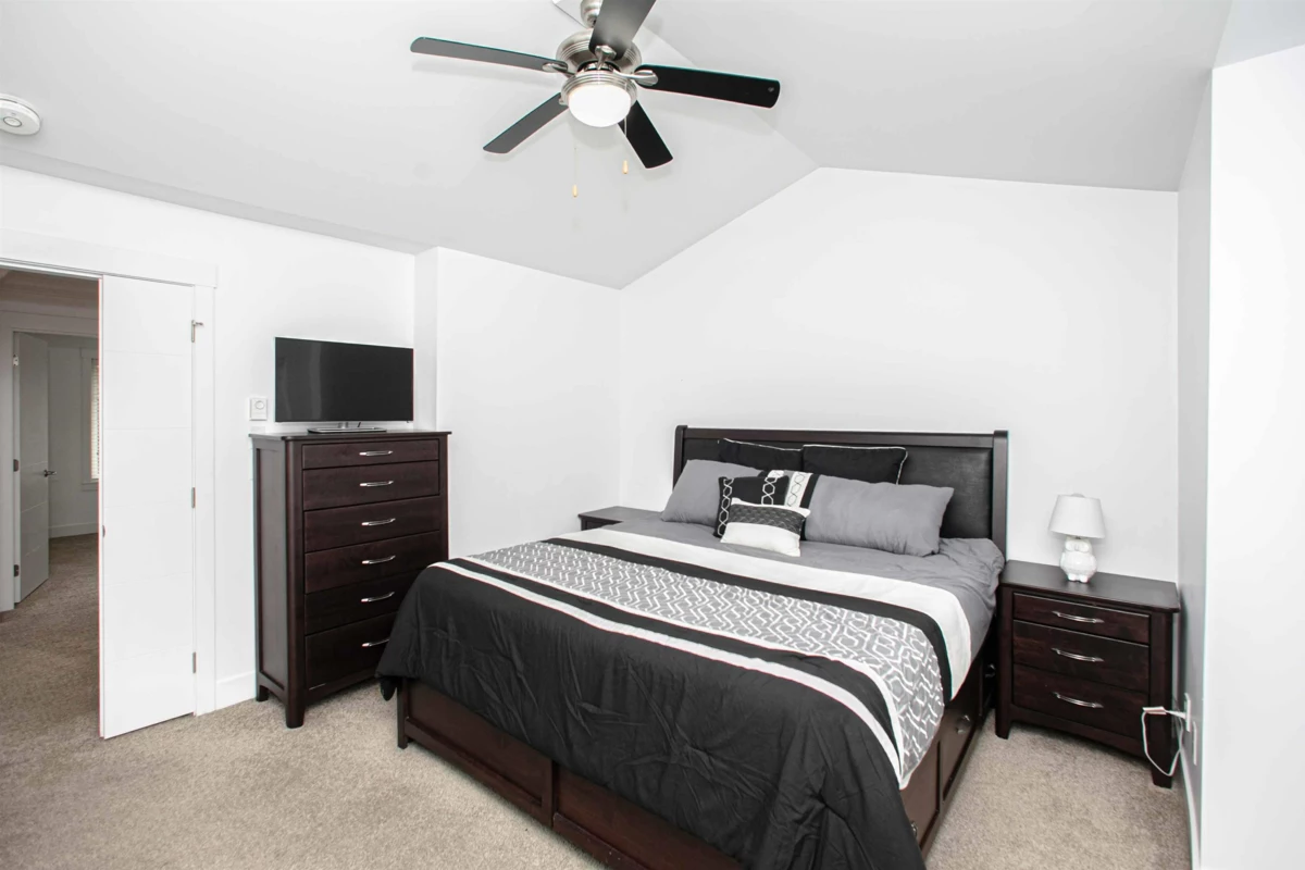 Loft / Bonus Room Photo of 19 6929 142 Street, Surrey, BC